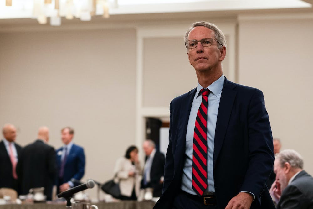 Demisie surpriză din vârful unei universități de top din SUA în urma unor scandaluri provocate de antisemitism