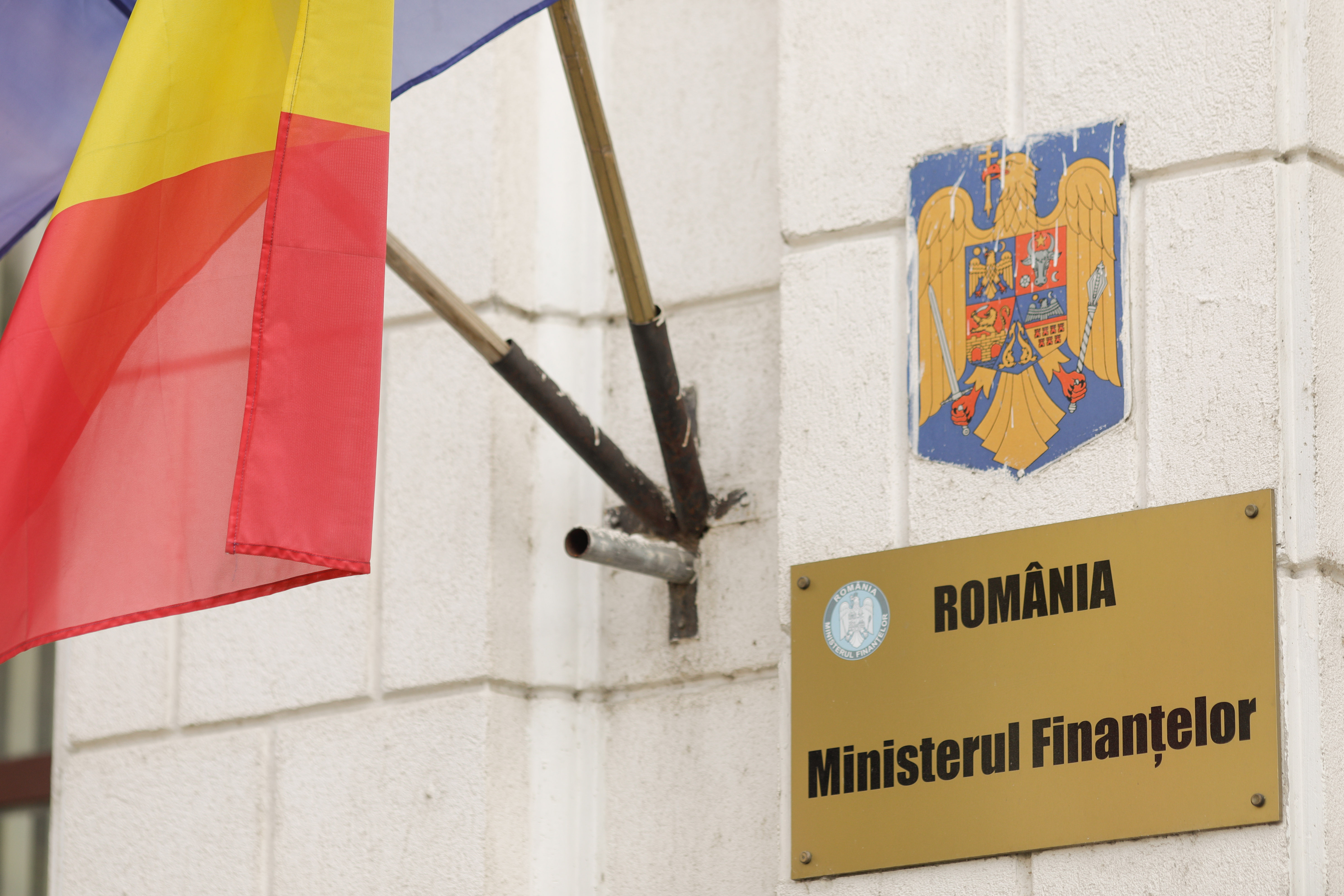 Percheziții DNA la Ministerul de Finanţe. Reprezentanții instituției: „Aşteptăm mai multe informaţii oficiale”