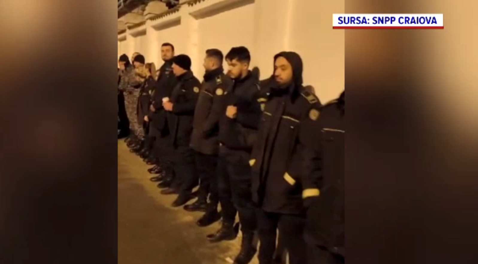 Proteste ale polițiștilor în aproape toată țara. Acuză lefuri de mizerie, își cer dreptul la grevă și amenință cu alegerile