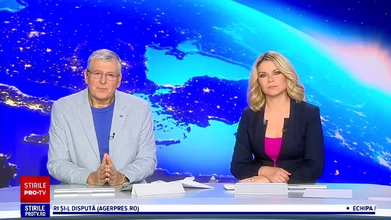 O nouă tradiție însuflețește Copenhaga. Sute de bărci luminate, cu localnici care cântă colinde, străbat canalele orașului