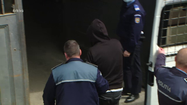 Răzbunarea unui contrabandist român, pedepsită cu ani grei de pușcărie. A dat o sticlă de alcool pentru un plan de asasinare