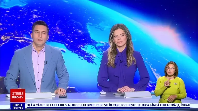 Un incendiu violent a mistuit casa unei familii din Mureș. Familia așteaptă un copil peste patru luni