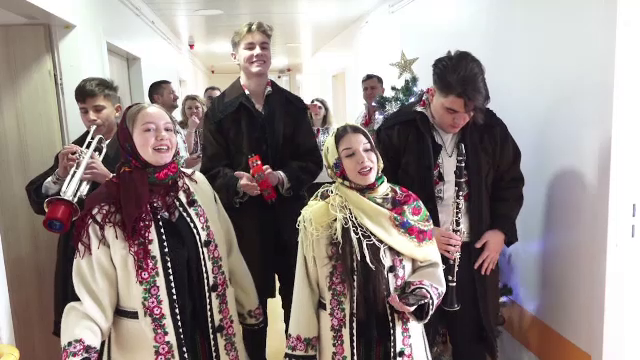 Ce face acum Alexia, adolescenta căreia medicii i-au reatașat brațele după accidentul teribil din urmă cu un an