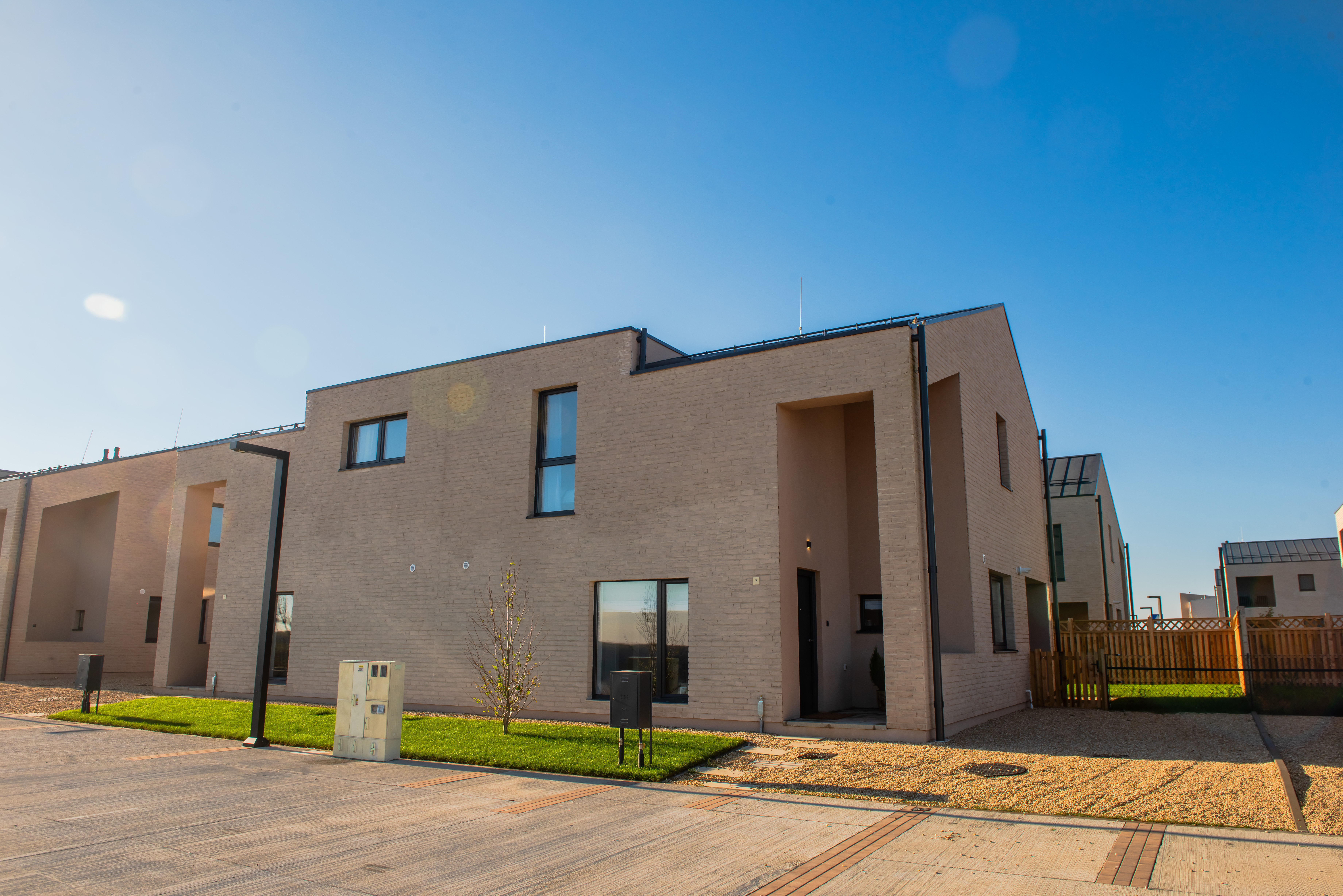 (P) LIZIERA DE LAC, primul proiect rezidențial dezvoltat de Liebrecht & wooD în România, procent de vânzări de 80%