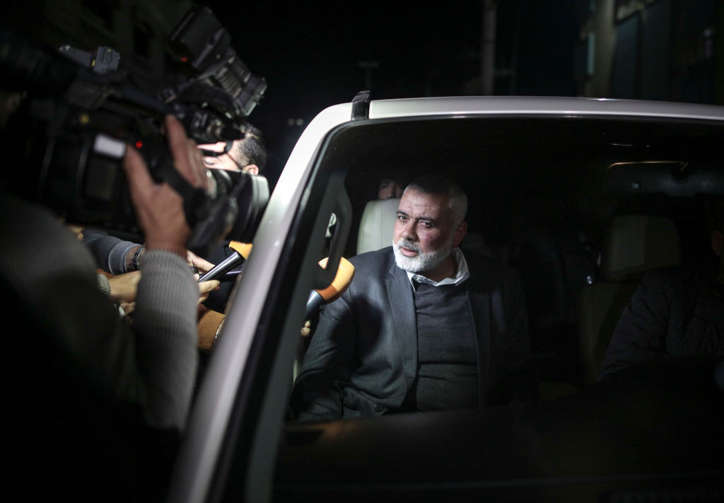 Țara în care liderul Hamas a plecat de urgență pentru a negocia pacea cu Israel. Cerințele grupării teroriste