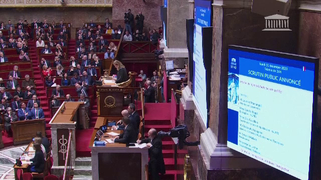 Țările europene adoptă politici mai dure în materie de imigrație. Ce condiții a schimbat Franța
