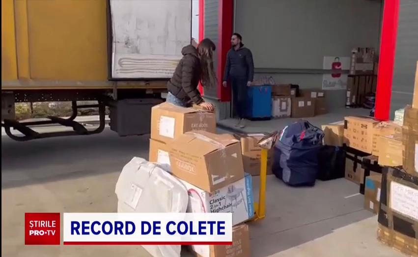 În luna cadourilor, curierii sunt suprasolicitați. Care este motivul pentru care întârzie coletele în perioada sărbătorilor