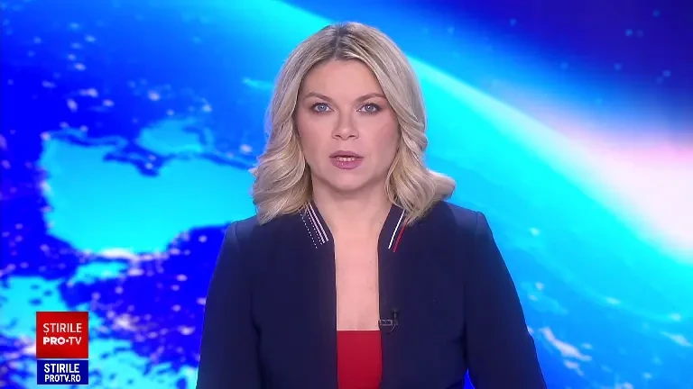 VIDEO | Momentul în care șase indivizi mascați sparg cu ciocane vitrinele unui magazin de bijuterii. La cât se ridică paguba