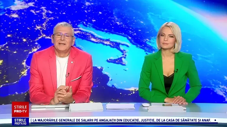 Moș Crăciun a avut parte de peripeții la Botoșani. A fost salvat de pompieri, după ce s-a blocat pe un acoperiș