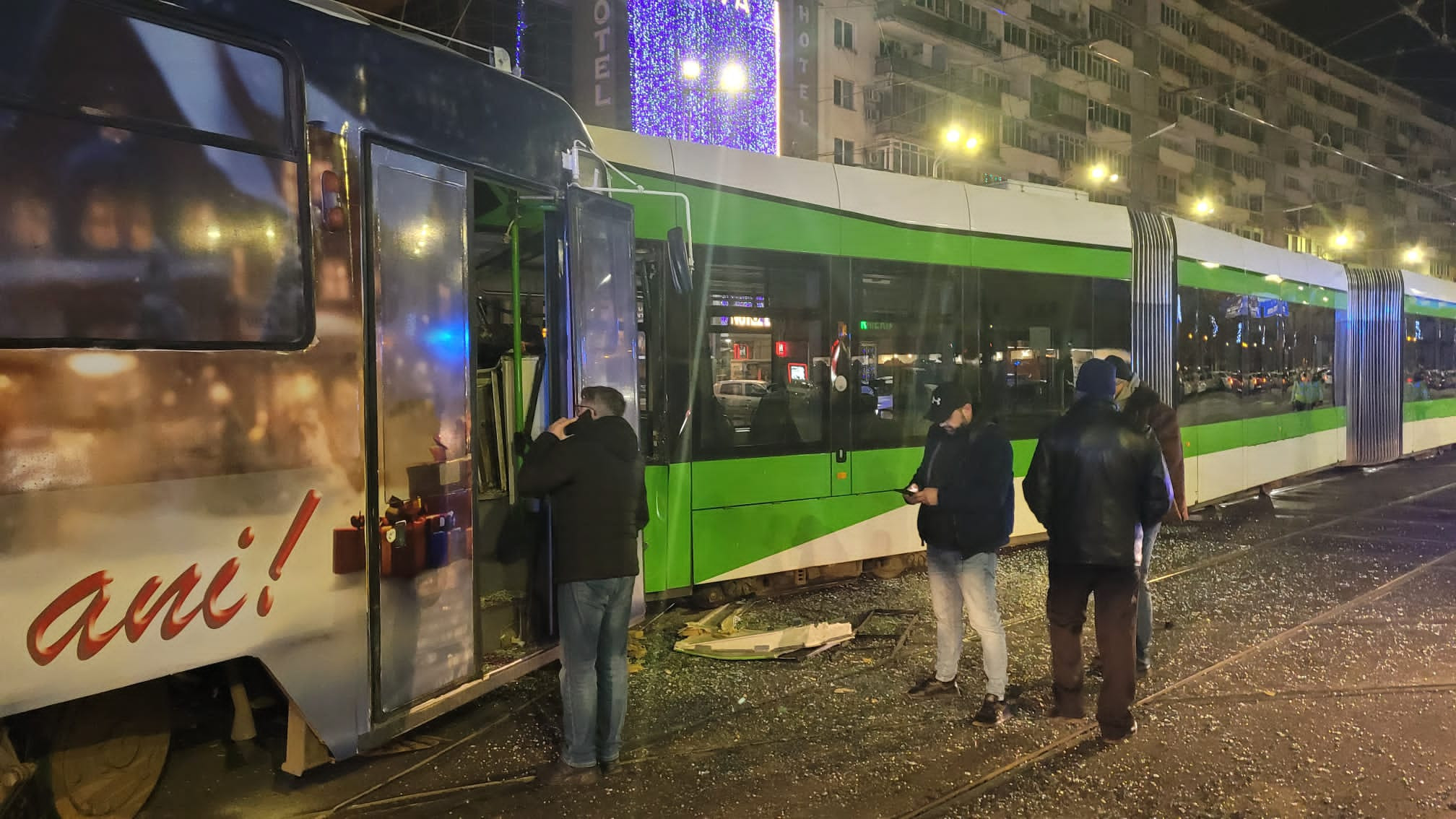 Care ar fi cauza accidentului dintre cele două tramvaie din Capitală. VIDEO cu momentul impactului