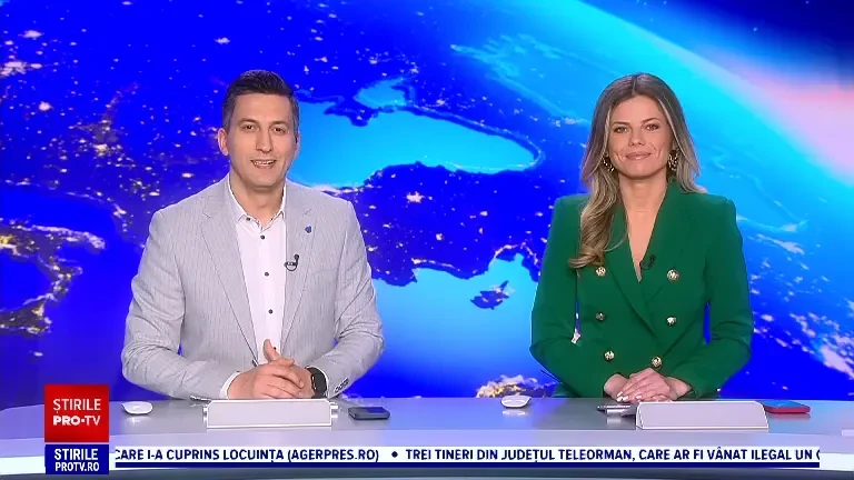 Surpriză inedită. Moș Crăciun a poposit în studioul Știrilor PROTV înainte să pornească în lunga sa călătorie