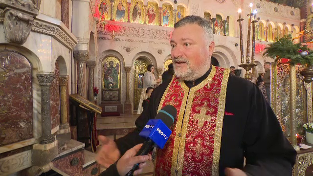 În prima zi de Crăciun, Biserica ortodoxă sărbătorește Nașterea Domnului. Mesajul preoților din bisericile ortodoxe