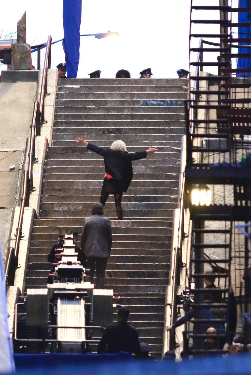 Noi imagini cu Lady Gaga şi Joaquin Phoenix au fost prezentate de regizorul Todd Phillips. Cum au fost surprinși. FOTO