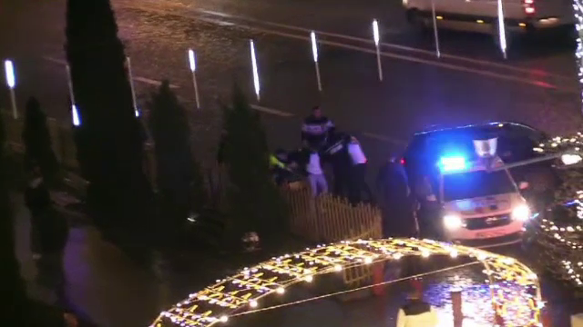 Bătaie ca în „Estul Sălbatic” în Vaslui. Băuți și puși pe harță, mai mulți tineri s-au luat la pumni