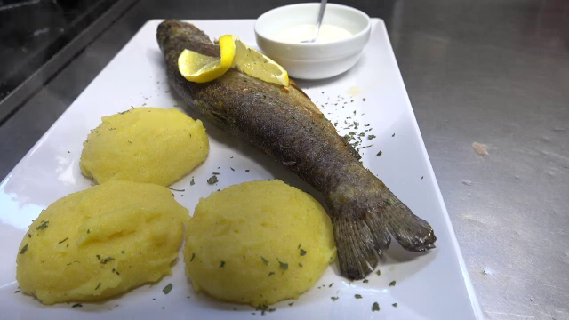 Cât timp ai la dispoziție să mănânci peștele după ce l-ai gătit. Devine periculos dacă îl păstrezi mai mult