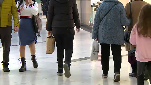 În perioada sărbătorilor, retururile au crescut și cu 30%. Care este motivul