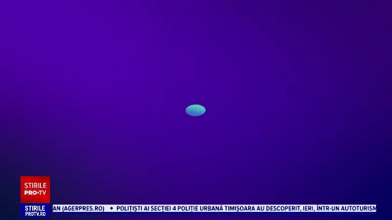 Infractorii inventează noi metode de fraudare cu tematică de sărbători. Cum depistăm mesajele false