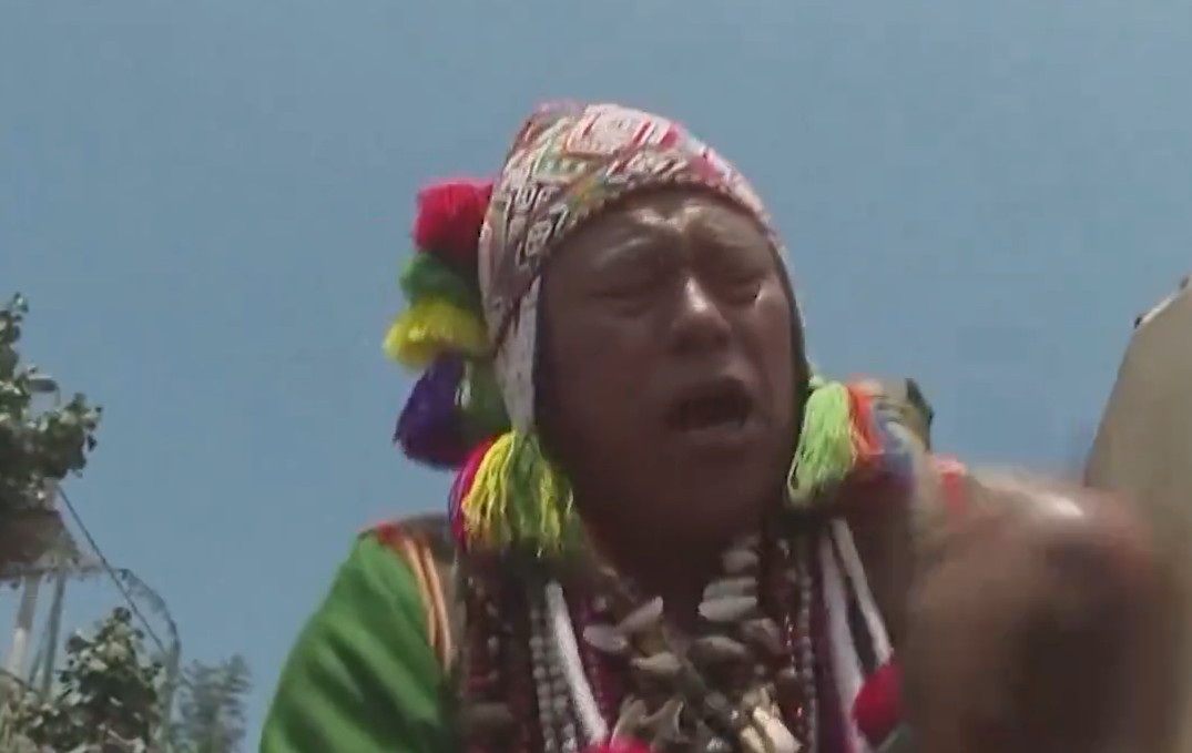 Previziunile şamanilor peruani pentru 2024. Președintele unei țări "va sfârşi prost" | VIDEO