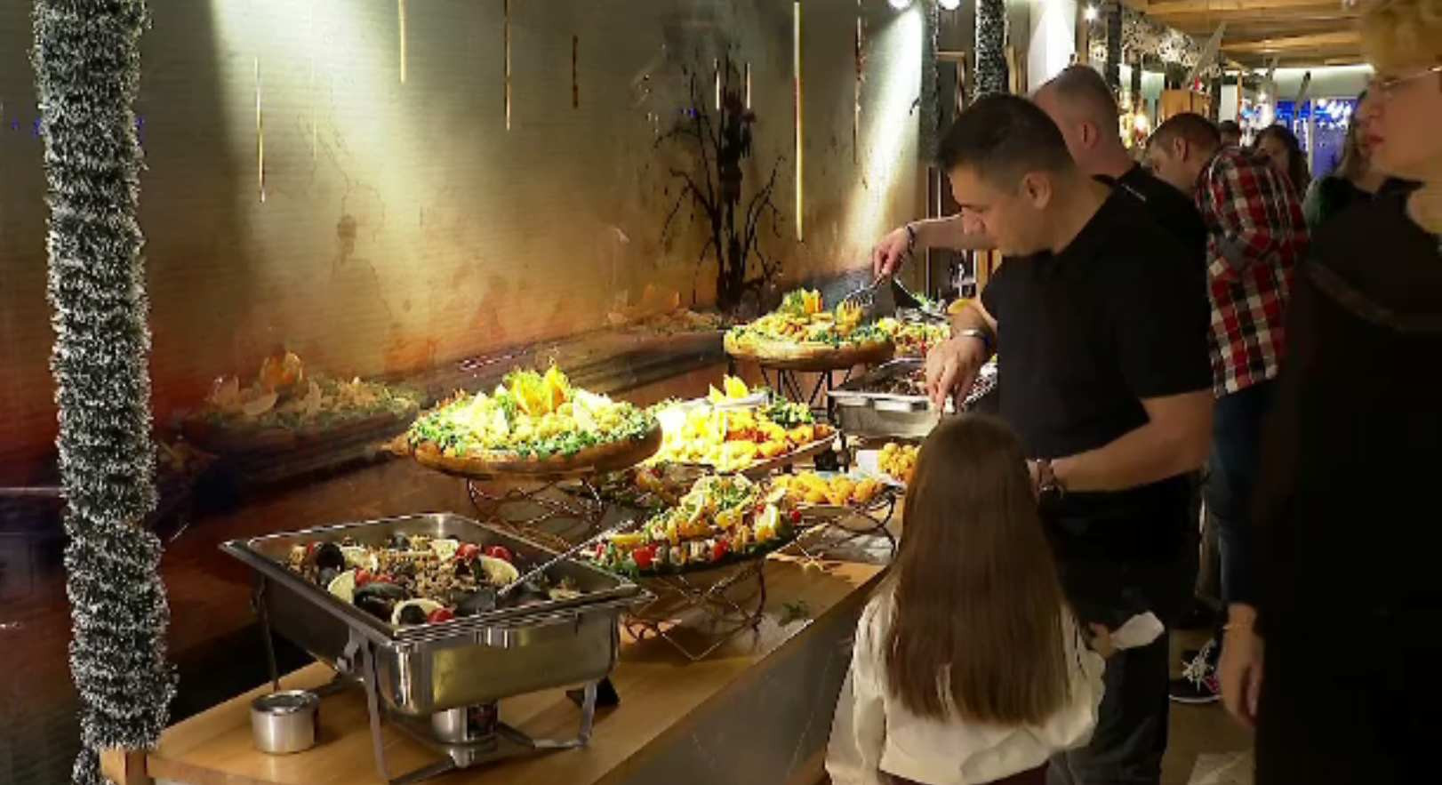 Turiștii care au ales litoralul petrec la spa noaptea dintre ani. „Este un trend”