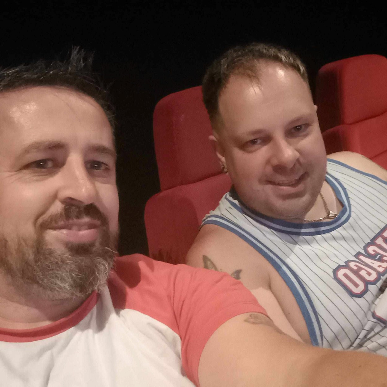 Și-a căutat mama biologică timp de 41 de ani, dar a găsit-o moartă în baie. „Speram doar să nu fie ea”