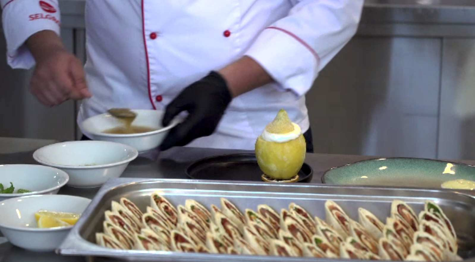 Revelionul 2024 pe litoral. Ce au oferit restaurantele în meniul festiv, pentru 400 de lei de persoană