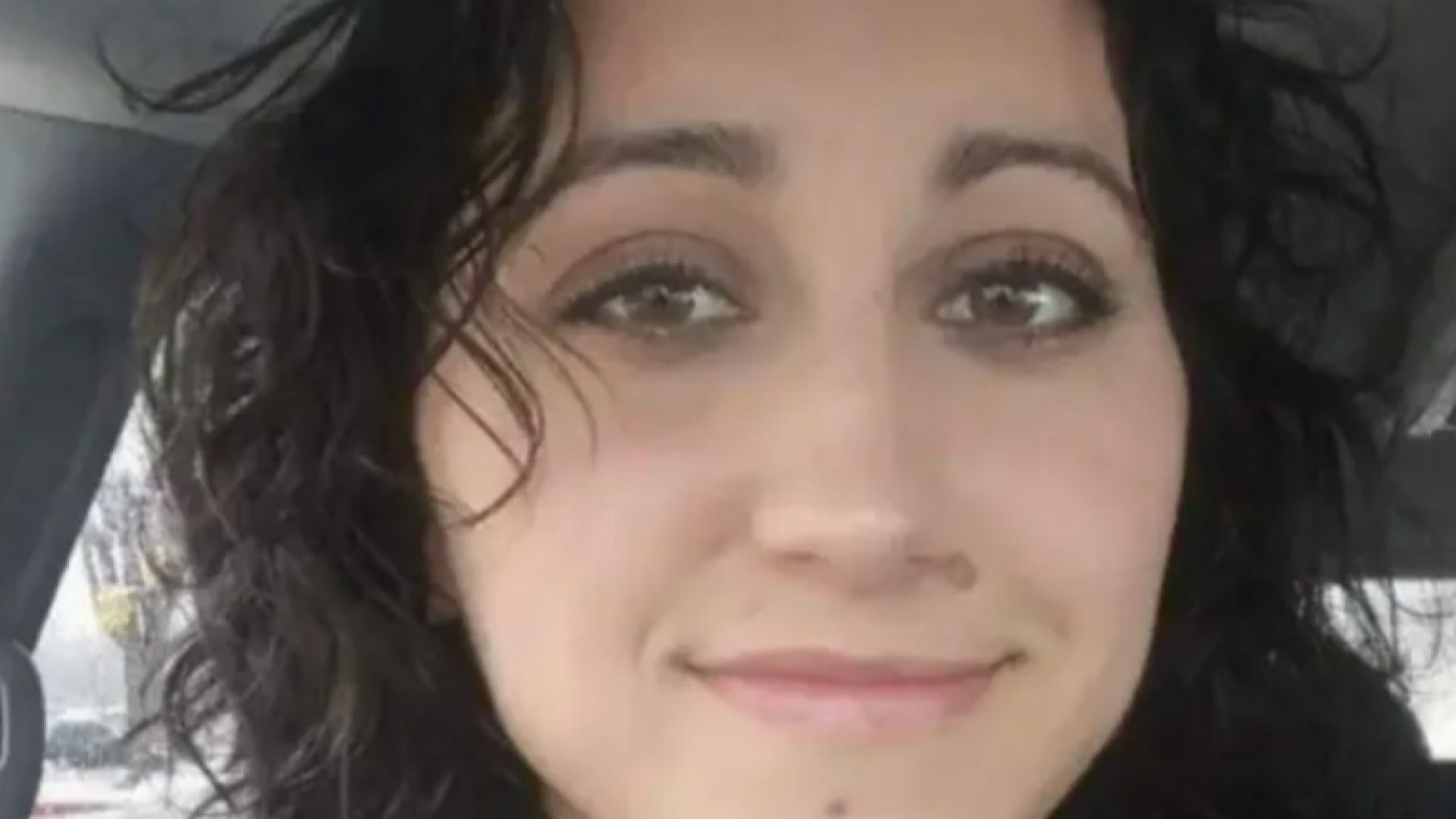 O mamă și-a ucis doi copii, fiind la un pas de a le pierde custodia. A fost găsită la mii de kilometri distanță de casă