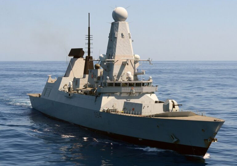 O navă britanică a fost avariată în urma unui atac cu dronă, în largul coastei Yemenului