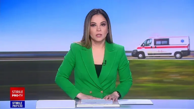 Un bărbat s-a ales cu fracturi și vânătăi după ce a fost transferat între două spitale. Fiul crede că a fost scăpat