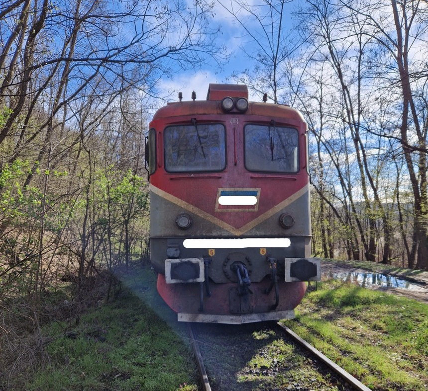 Circulaţie feroviară temporar oprită între staţiile CF Dârste şi Braşov, din cauza unei defecţiuni la o locomotivă