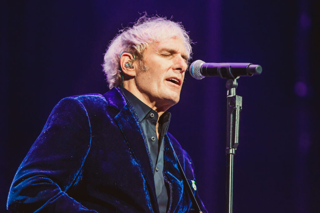 Care este starea lui Michael Bolton după ce a fost operat pentru extirparea unei tumori cerebrale