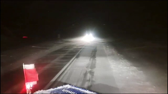 Nămeții au blocat drumurile în nordul țării. Starea mamei din Vaslui care a născut acasă pentru că ambulanța nu a ajuns