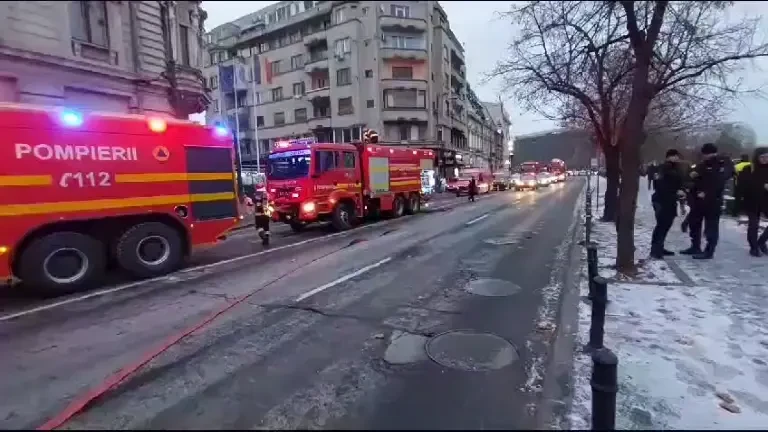 Incendiu la hotel din zona centrală a Capitalei. 20 de persoane au fost evacuate