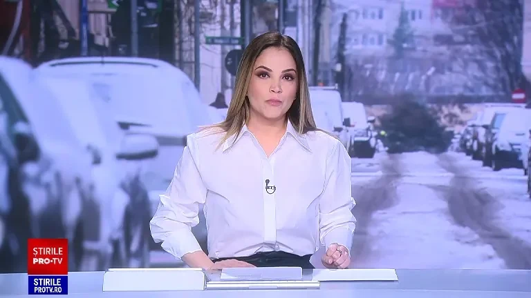 Aproape 200 de tamponări în primele ore de la începerea ninsorii, în București. O șoferiță s-a răsturnat cu mașina