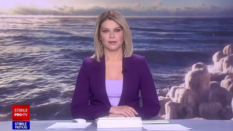 Natura a oferit un altfel de spectacol pe litoral. Gerul a transformat faleza Cazinoului într-un ținut de cleștar