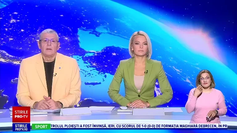 Momentul în care un individ fură lănțișoare dintr-un magazin din Târgu Jiu. Voia să facă rost de bani pentru școala de șoferi