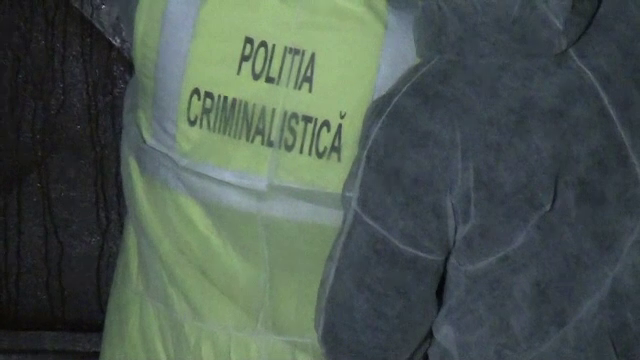 Luminița a fost găsită moartă în casă, cu un cuțit în mână și o icoană pe piept. Explicația tulburătoare a criminaliștilor