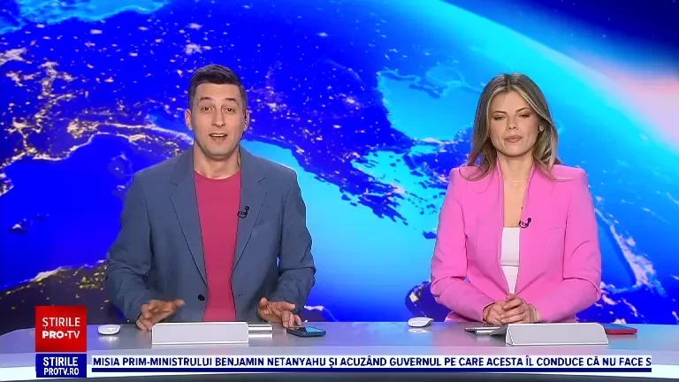 Elevii din Mediaș l-au creat pe Gogu, robotul devenit vedetă la un concurs de specialitate. Cât timp le-a luat să-l realizeze