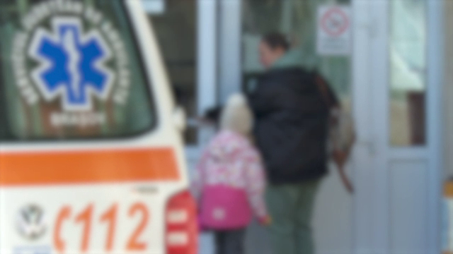 Zeci de elevi din Brașov au ajuns la spital cu toxiinfecție alimentară după ce au mâncat de la o firmă de catering