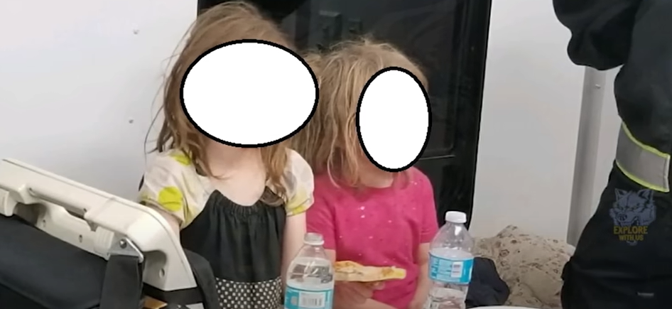 Momentul șocant în care sunt descoperite două fete dispărute, ascunse în butoaie, pe locul unei secte apocaliptice| VIDEO