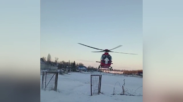 „Dacă bagi un pic degetul, îți arde carnea”. Ce se întâmplă cu fetițele spălate de mamă cu o substanţă extrem de periculoasă