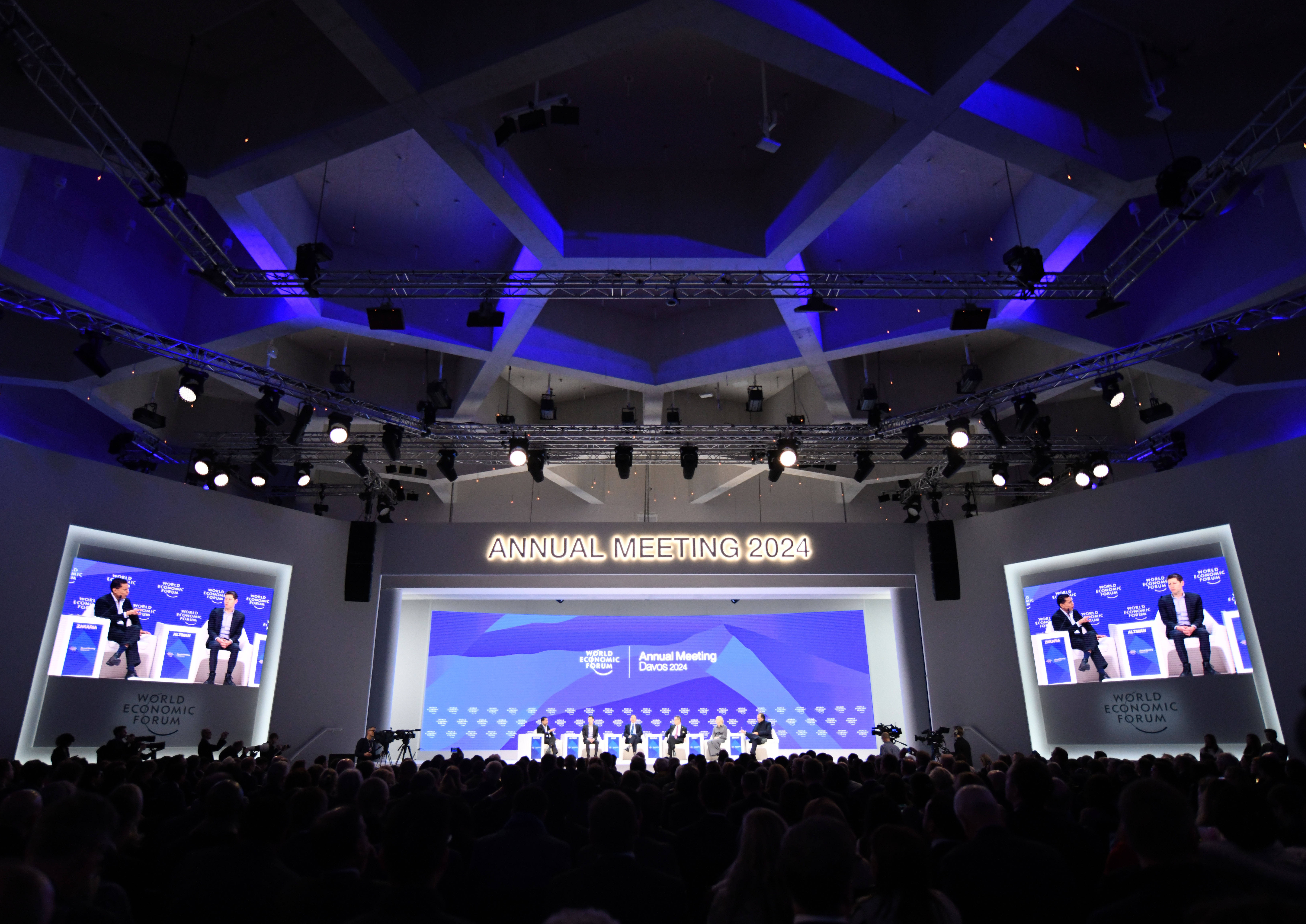 ”Germania nu este bolnavul Europei, ci un om obosit care are nevoie de o cafea”. Declarații inedite la Davos