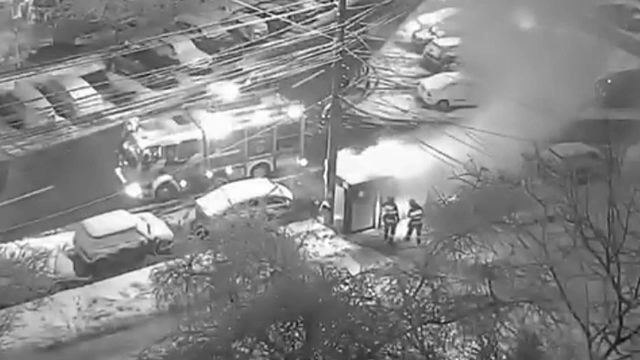 Piroman din Iași căutat de polițiști. La ce a dat foc