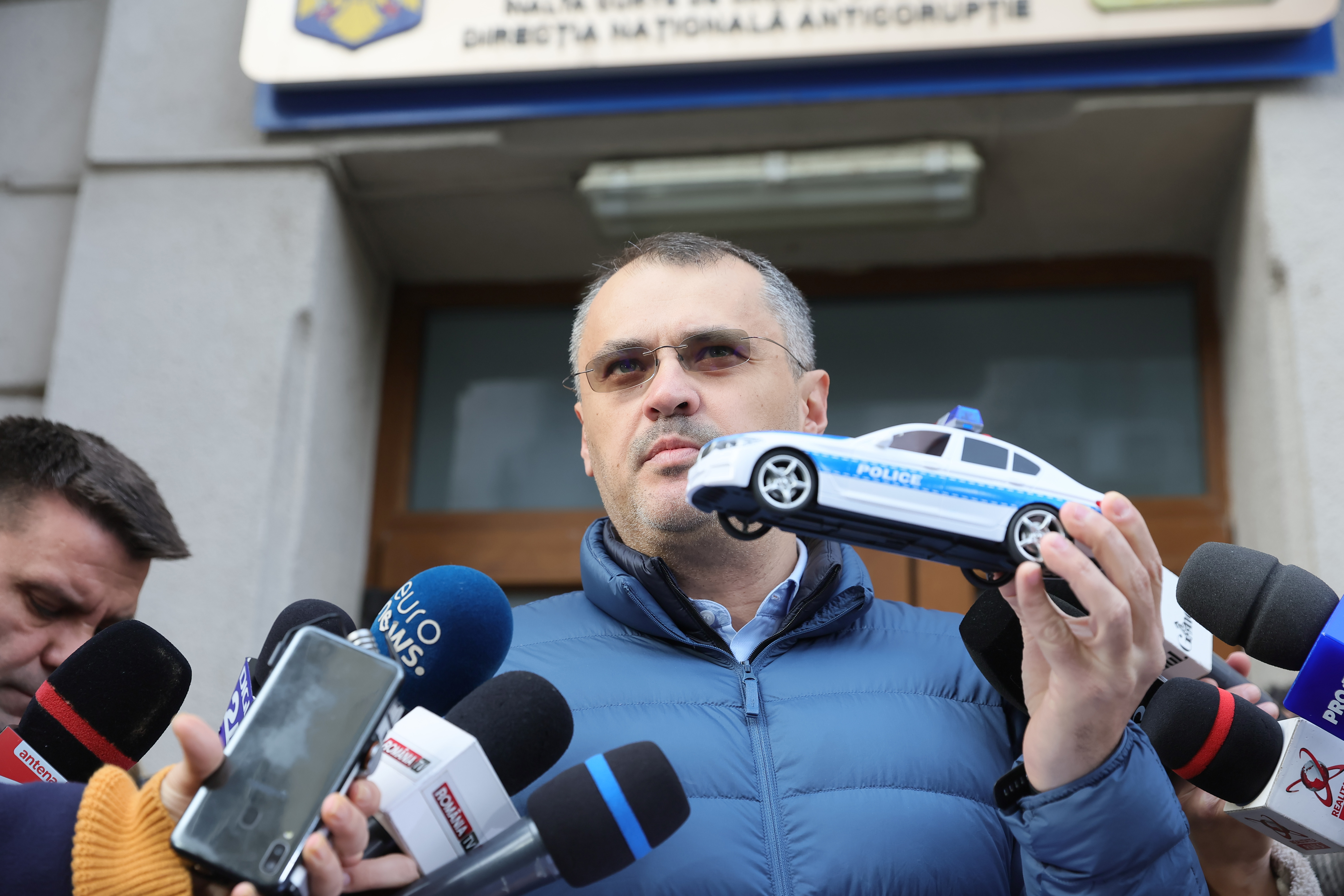 USR, în ”război” cu DNA. Cristian Ghinea a depus plângere împotriva procurorului-șef, Marius Voineag