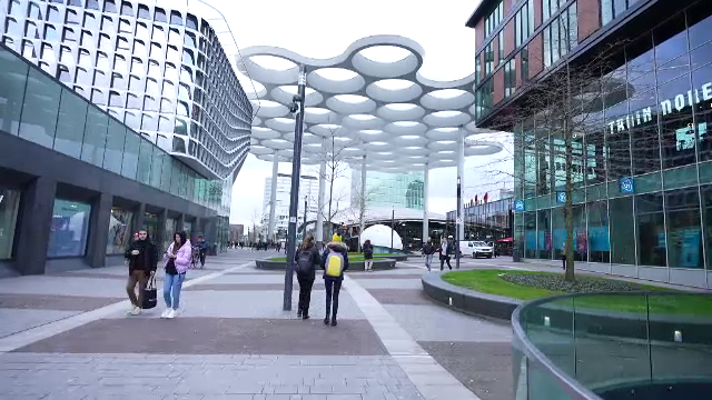 Utrecht, un oraș regândit și reconstruit în întregime. O autostradă a dispărut, pentru a face loc bicicletelor