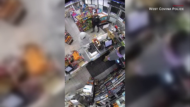 Cel mai ghinionist hoţ din SUA. A fost prins de un polițist chiar în momentul în care se pregătea să fugă cu banii