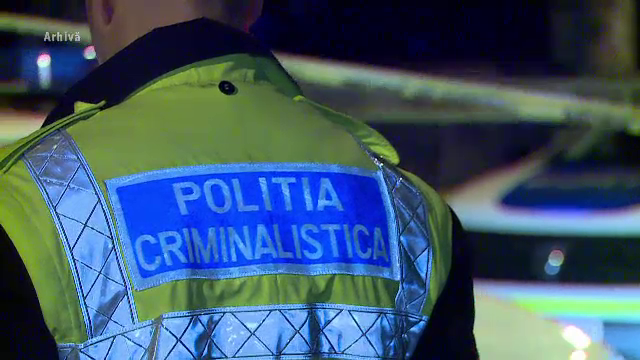 Descoperire șocantă pe terasa unui bloc din București. Cadavrul unui bărbat francez, găsit legat de picioare și de gât