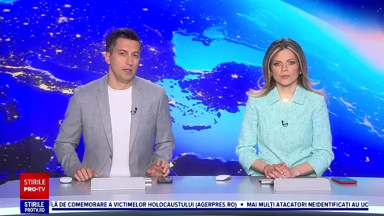 Cămile și zebre pe autostradă. Camionul în care se aflau a luat foc în mers