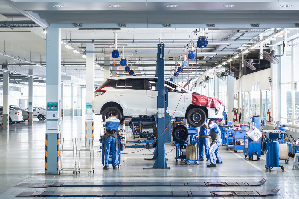 Un mare producător auto avertizează 50.000 de șoferi să nu își mai folosească mașinile. Un dispozitiv ar putea exploda