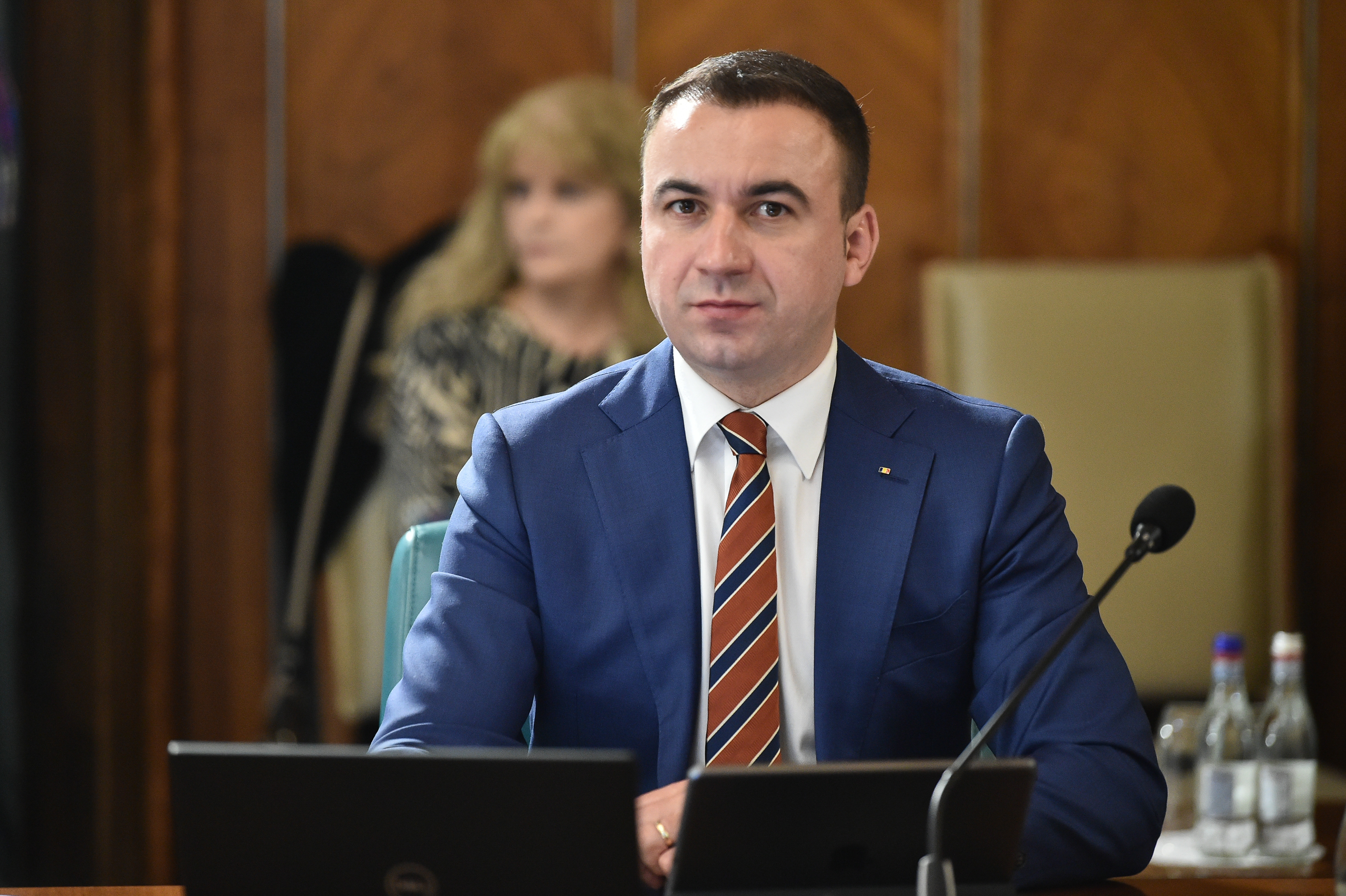 Cum ar putea fi acordate voucherele de vacanță, cu contribuția salariatului. Normele de aplicare, „în cel mai scurt timp”