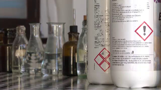 Substanța extrem de periculoasă cu care s-a spălat femeia din Oradea a fost interzisă din 2007 în UE